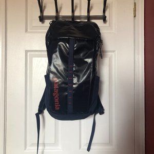 Patagonia Women's Black Hole 23L Pack